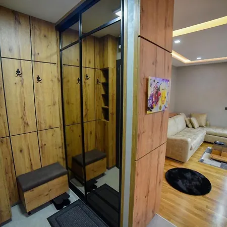 Relax Sa Pristupom Apartment