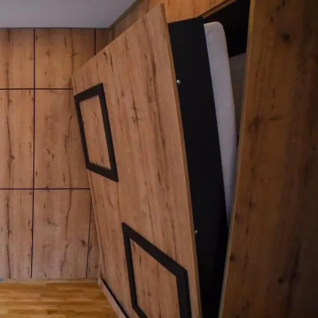 Relax Sa Pristupom Διαμέρισμα *